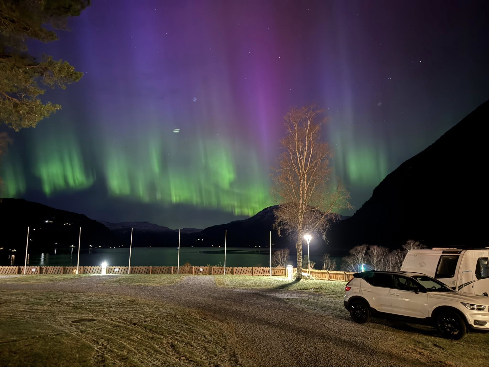 Kinsarvik Camping med nordlys