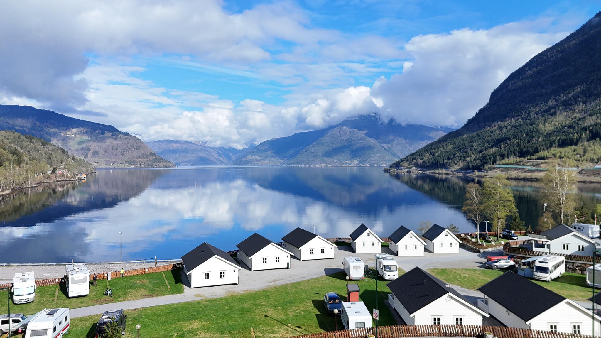Kinsarvik Camping