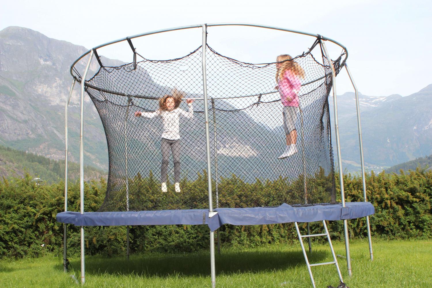 Strynsvatn - trampoline