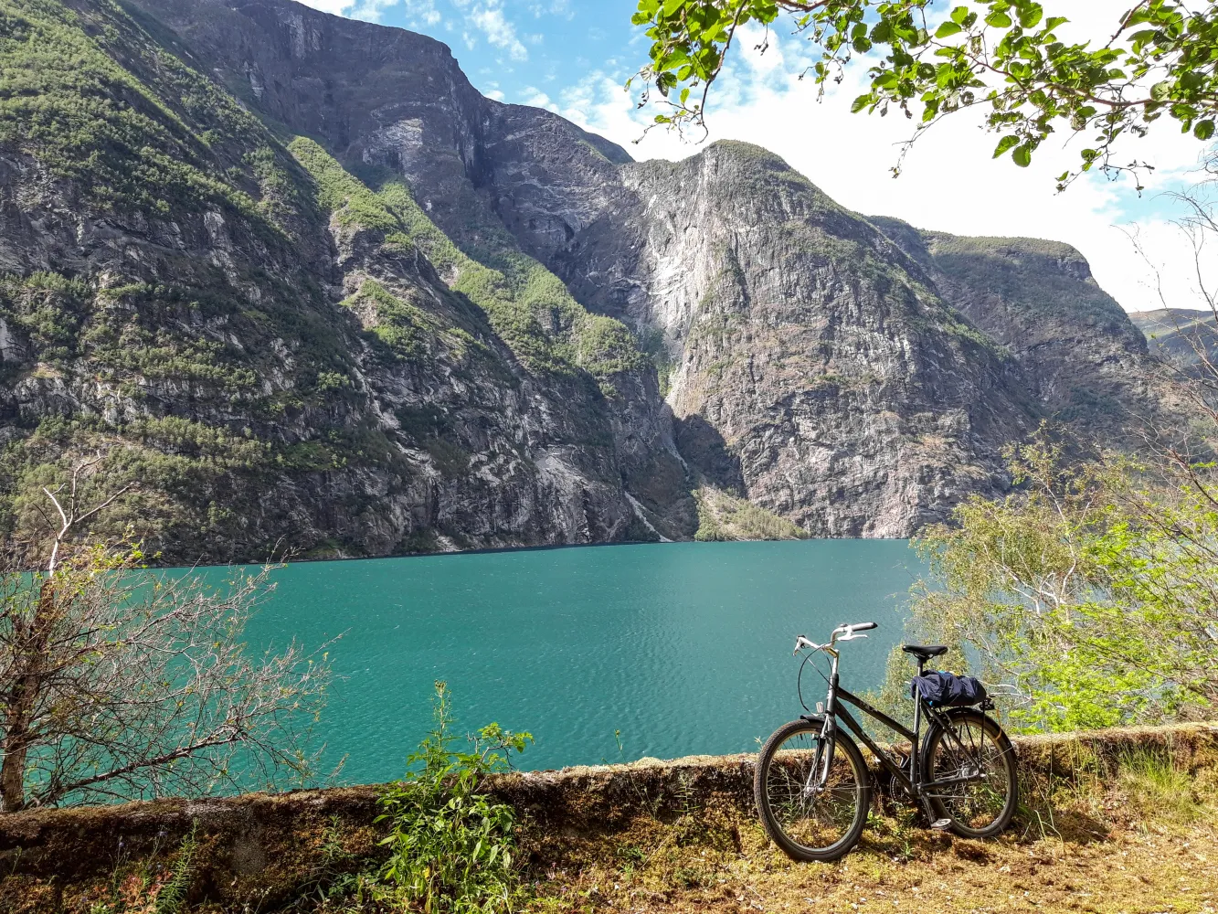 Lustrafjorden